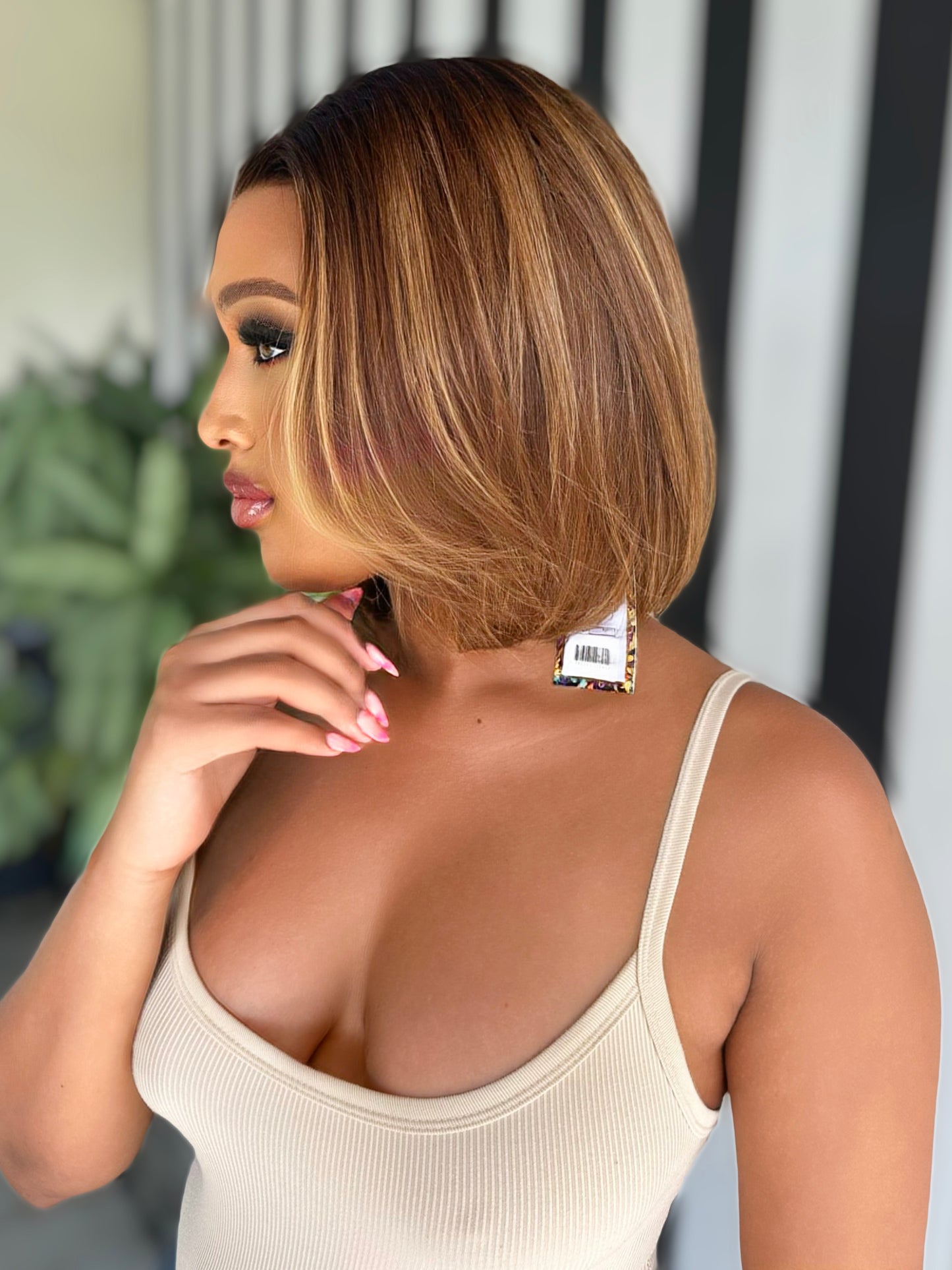 MIRNA BOB CUT